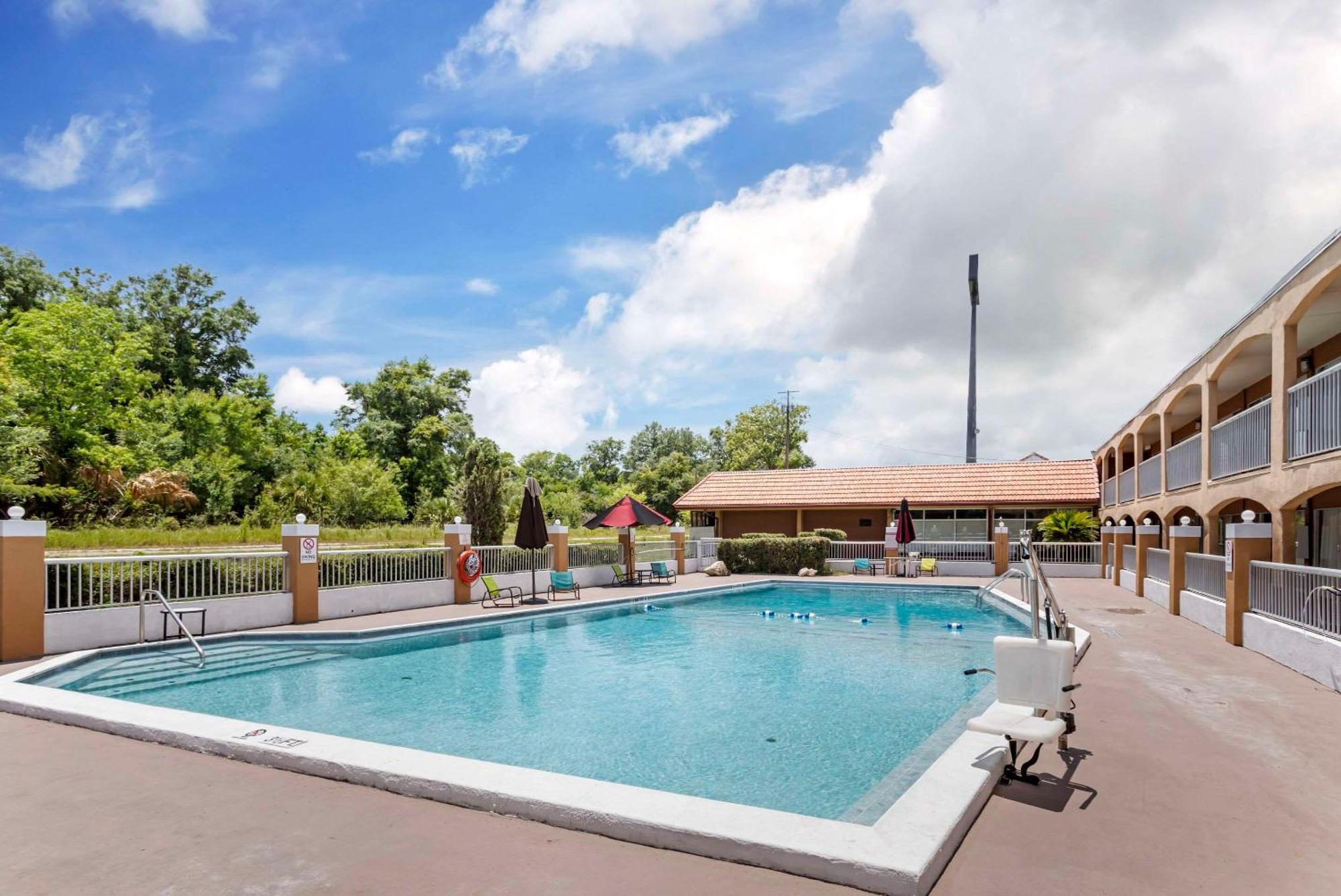 Quality Inn Alachua - Gainesville Area Exteriör bild